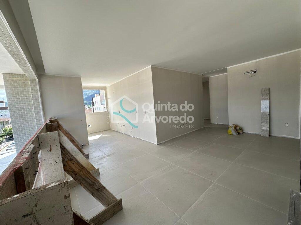 Cb812dce 2291 4591 8525 07bca3ec6013