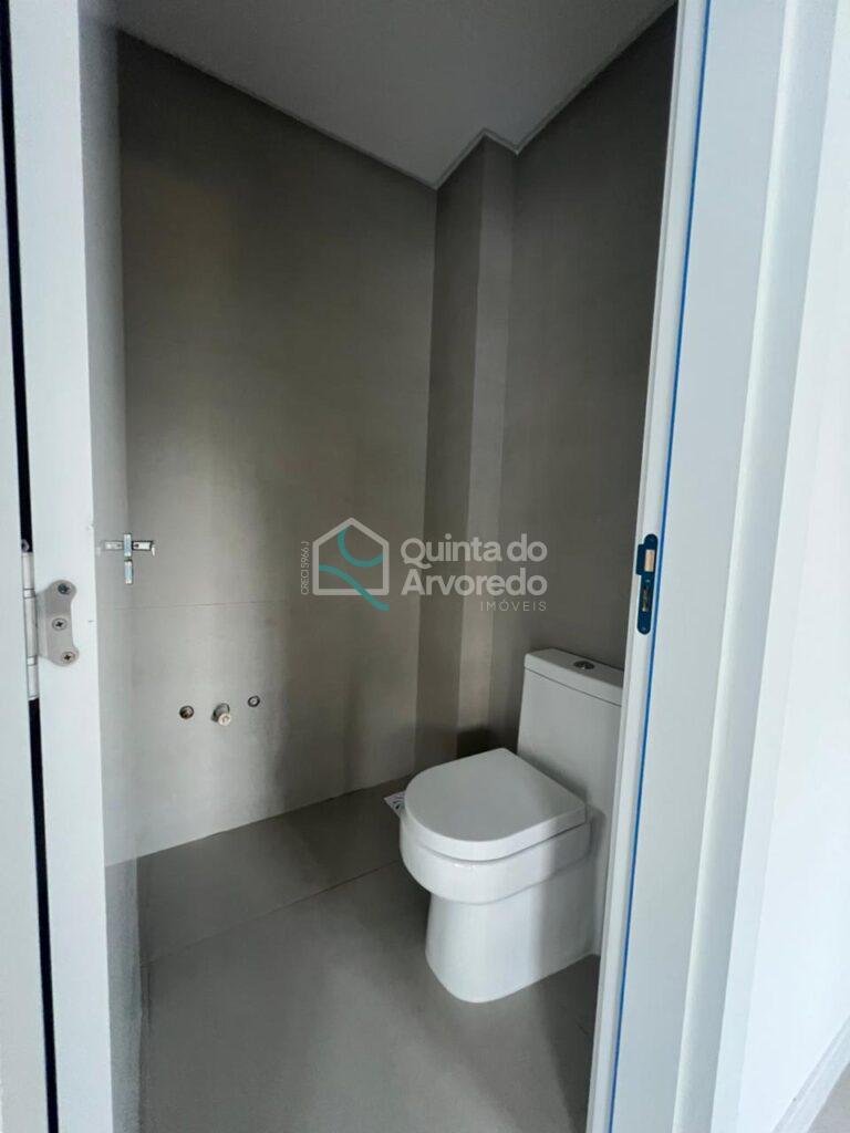 90897396 e60d 44f1 a883 817a2ea612b2