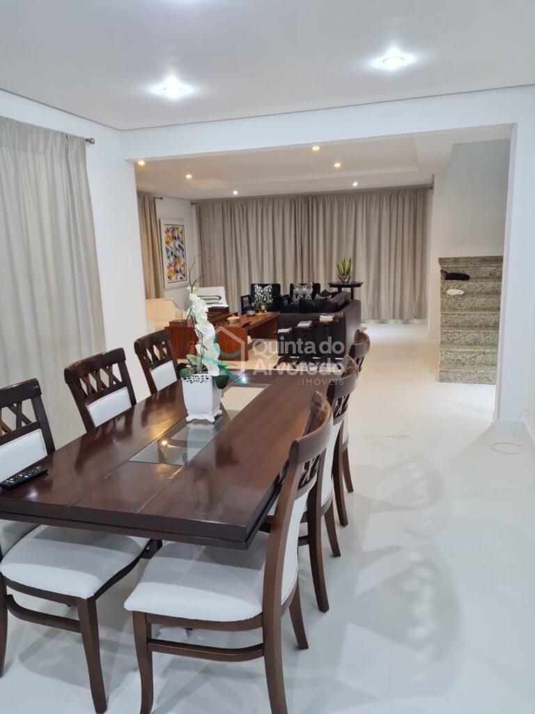 2e3d1d3c 4b2b 4b98 a133 569d20efe3b4