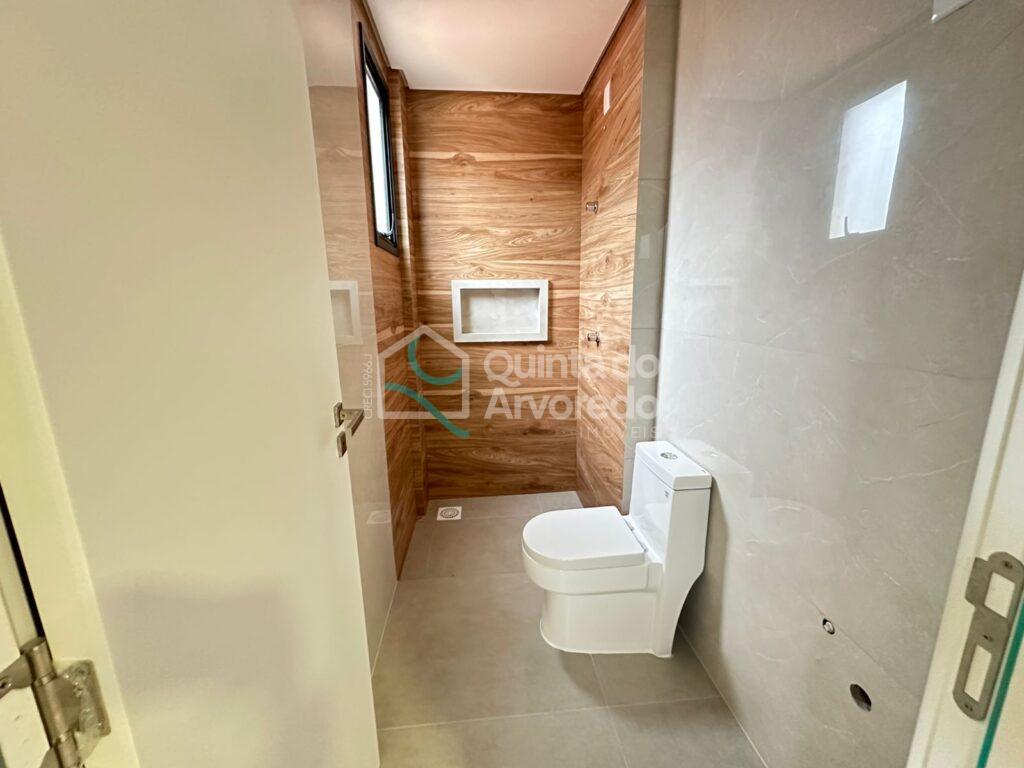 B61b1b11 b468 4250 8521 eb14319b260a