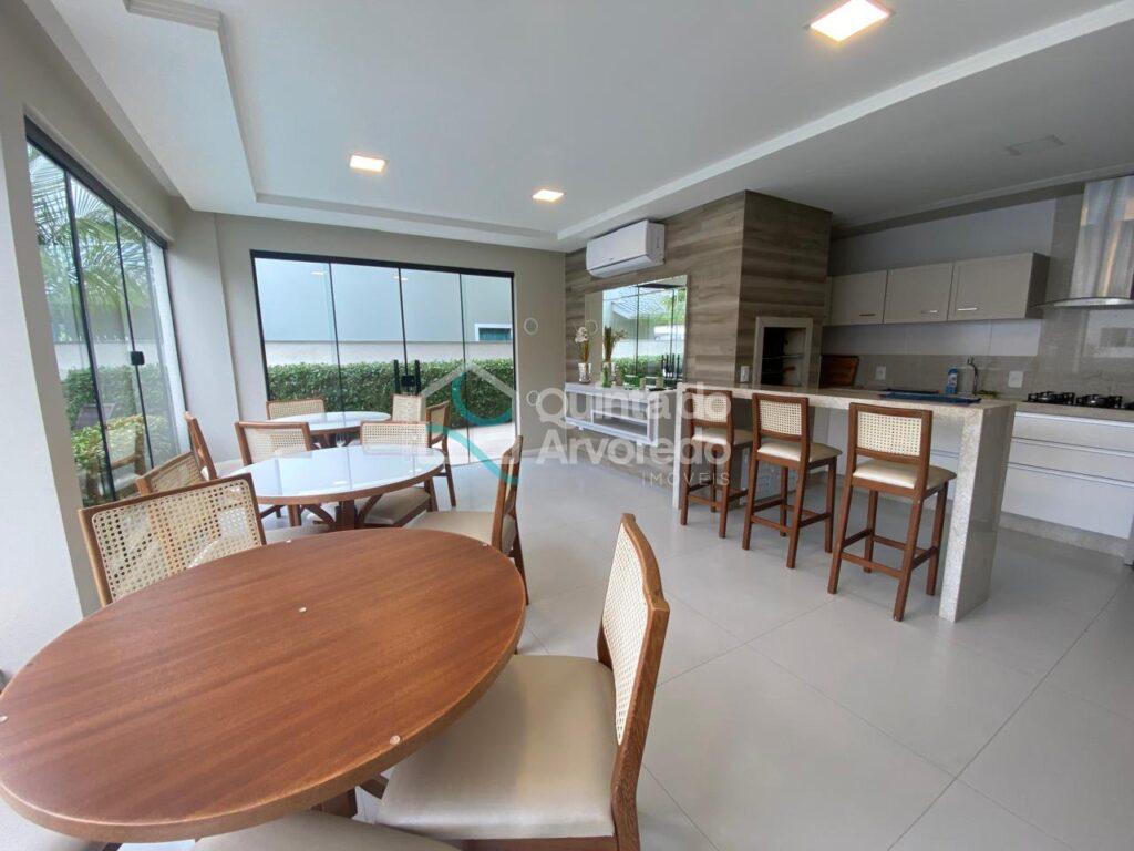 3ce207d6 d766 4114 b717 8202ec146dce